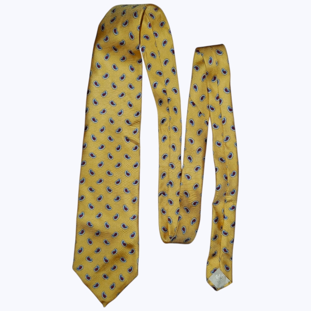 Brooks Brothers 346 Yellow Silk Tie With Blue White Classic Paisley Pattern Silk